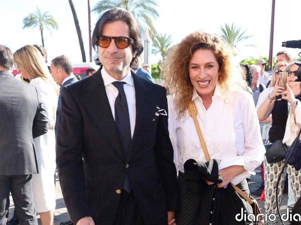 Estrella Morente, de la mano de Javier Conde tras meses sin verles juntos, zanja su polémica con Rosalía