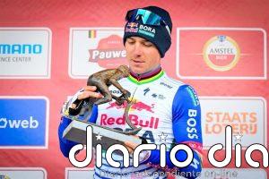 Evenepoel gana la Amstel Gold Race y gana confianza para retar a Pogacar en la Lieja-Bastoña-Lieja