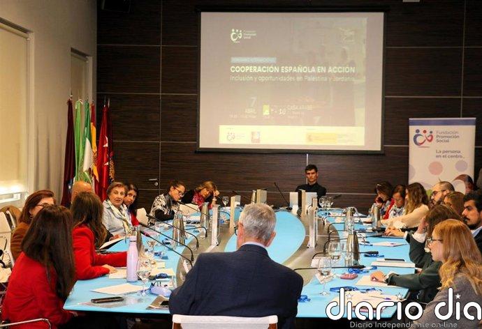 Expertos abogan por la cooperación y las alianzas para impulsar derechos de mujeres palestinas, jordanas y afganas