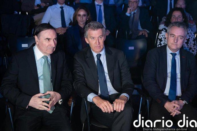 Feijóo acusa a Sánchez de "traicionar" pilares básicos de la UE con la regularización de migrantes y sus lazos con China