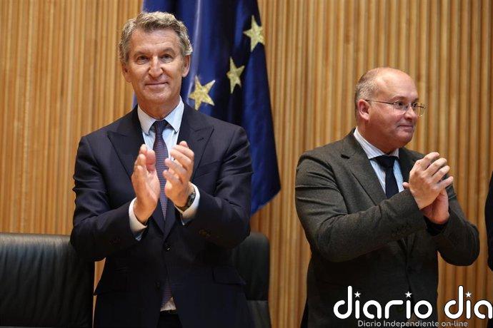 Feijóo proclama que no es "aceptable" que un presidente "con su mujer procesada" no dimita y carga contra Bolaños