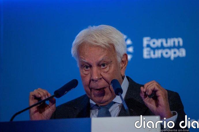 Felipe González pide un calendario electoral en Venezuela y el regreso con garantías de María Corina Machado
