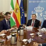 Fernández-Pacheco subraya la importancia de los controles fronterizos para evitar competencia desleal