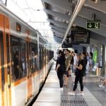 FGC registra su "récord histórico" de viajeros en día laborable con 470.000 durante Sant Jordi