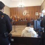 Fiscalía mantiene acusación de violación contra un hombre a pesar de que la víctima ha retirado esta inculpación