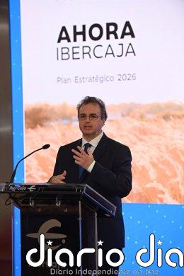 Francisco Serrano renueva su mandato en la presidencia de Ibercaja