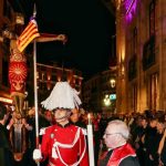 Galmés participa en la ofrenda floral al Crist de la Sang durante la procesión de Jueves Santo