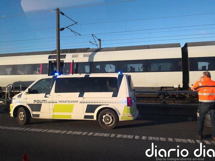Heridas más de 15 personas tras una colisión frontal entre dos trenes cerca de Copenhague (Dinamarca)