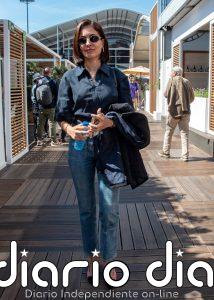 Hiba Abouk disfruta del tenis y reacciona a la nueva etapa de su amigo Jon Kortajarena como padre