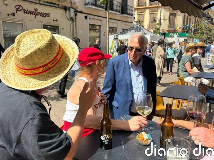 Imbroda (PP) exige al Gobierno un convenio para abaratar los vuelos de Melilla con Andalucía, Madrid y Barcelona