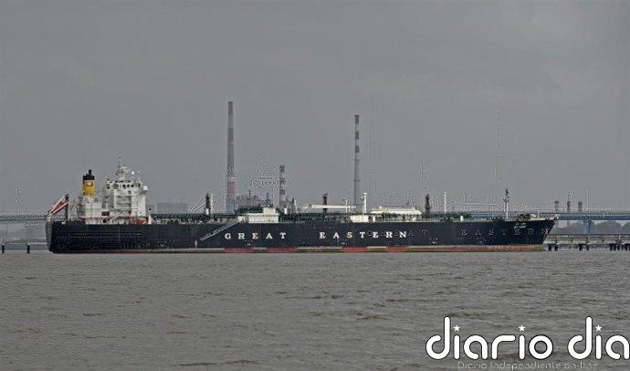 India convoca al embajador de Irán en protesta por los disparos contra sus petroleros en Ormuz