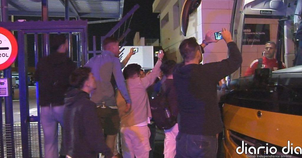 Insultos y amenazas a los jugadores del Sevilla tras la derrota con el Oviedo