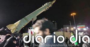 Irán exhibe sus misiles balísticos entre la gente en Teherán