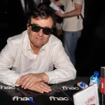 Javier Cercas ve Sant Jordi como un pequeño milagro: "Es una fiesta genuinamente popular"