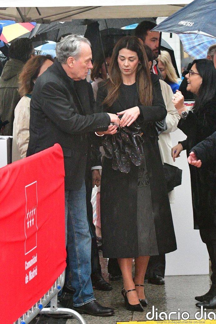 José Coronado se casa por primera vez en secreto a los 68 años con la actriz Irene López