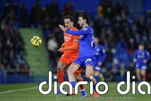 Juan Iglesias señala a Oyarzabal: "Se pone la mano en la boca para meterse con mi mujer"