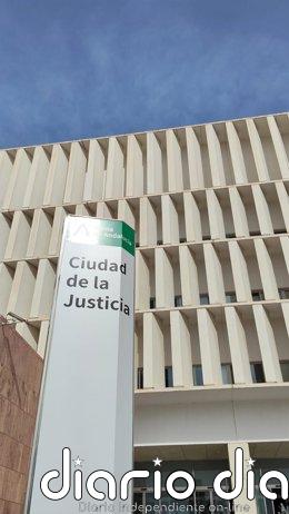 Juzgan en Málaga a dos hombre por intentar matar a otro manipulando el coche para que tuviera un accidente