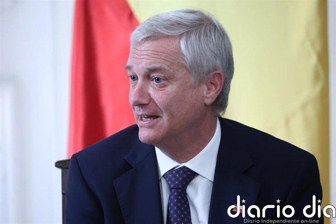 Kast lanza una "megarreforma" con más de 40 medidas, mayormente tributarias, para impulsar la economía chilena