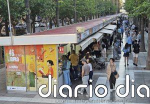 La 46ª Feria del Libro de Almería supera el ecuador con las presentaciones de Concha Castro y Miguel Ángel Santamarina