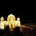 La ciudad efímera de la Feria de Sevilla se prepara tras el 'alumbrao' para recibir a miles de visitantes