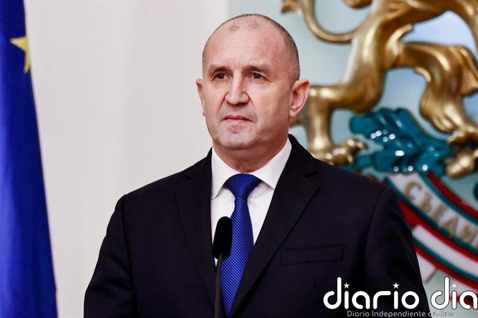 La coalición del prorruso Radev se impone claramente en las legislativas búlgaras, según pie de urna