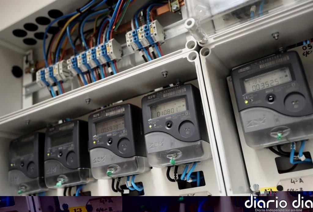 La factura de luz puede variar 300 euros/año en mercado libre en función de la compañía, según Roams