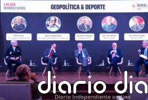 La FEMP y LaLiga lanzan una red de ciudades para combatir la violencia y el odio en el deporte