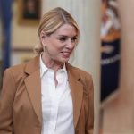 La fiscal general de EEUU, Pam Bondi, abandona el cargo