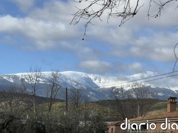 La Guardia Civil rescata a dos senderistas enriscados en el Parque Natural del Moncayo (Zaragoza)