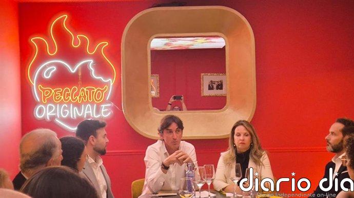 La Mafia se sienta a la mesa cambia a La Famiglia se sienta a la Mesa tras lograr Italia anular la marca