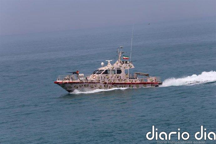 La Marina británica informa de disparos de la Guardia Revolucionaria a un petrolero cerca de Ormuz
