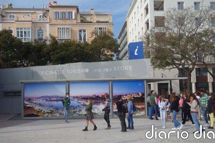 La Oficina Central de Información Turística de plaza de la Marina permanecerá cerrada desde el lunes por obras