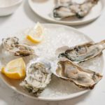 La ostra se consolida como «lujo asequible» y gana consumo fuera de la ocasión especial