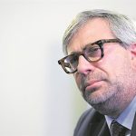 La PNP refuerza controles ante un eventual intento de salida del país del jefe de la ONPE en plena polémica electoral