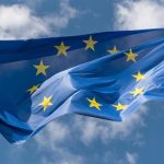 La UE acuerda reducir la entrada de acero sin arancel y gravar un 50% el resto para frenar el exceso global