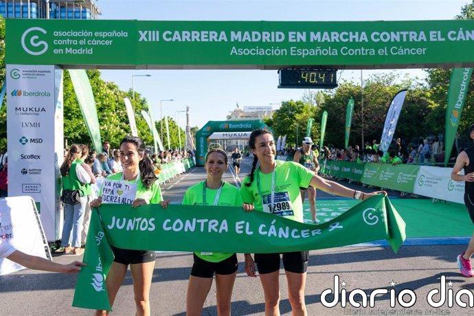 La XIII Carrera Madrid en Marcha Contra el Cáncer reúne a 35.000 personas en una gran marea solidaria