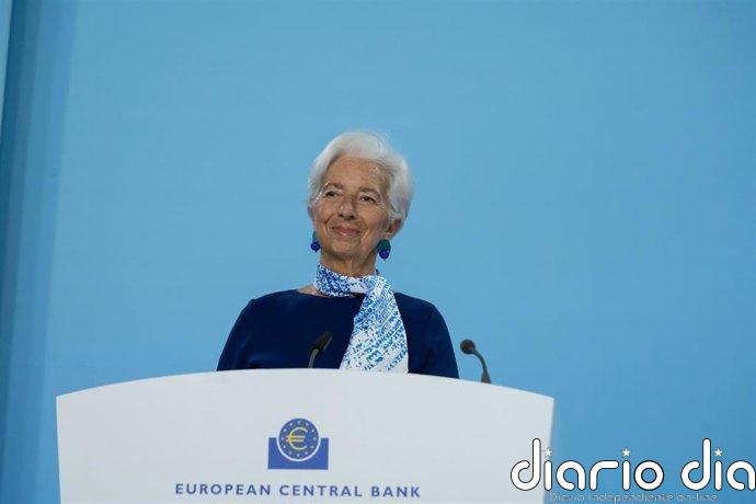 Lagarde (BCE) alerta de que las perspectivas de inflación en Europa podrían incrementarse todavía más