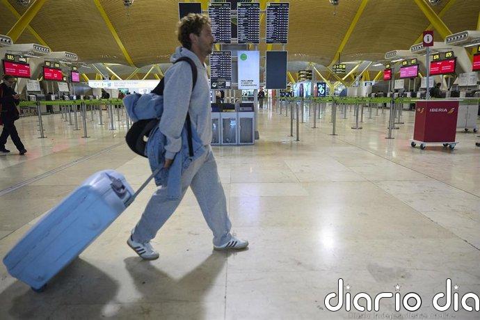 Las aerolíneas que operan en Barajas programan 7.067 vuelos en la segunda fase de la Semana Santa, un 4%