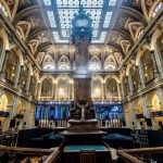 Las Bolsas mundiales se disparan tras la reapertura del estrecho de Ormuz y el Ibex 35 repunta un 2,30%