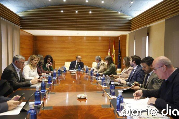 Las Cortes de C-LM debaten y votan este jueves la modificación del Proyecto de Ley de Servicios Farmacéuticos