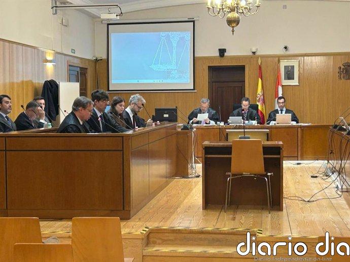 Las dudas de una afectada por el caso ataúdes: "¿En un palé, en una caja de cartón o incinerada con otra persona"