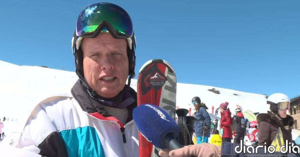 Las estaciones de esquí se reivindican esta Semana Santa como destino popular de sol y deporte al aire libre