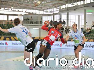 Las 'Guerreras' cumplen con el pleno ante la débil Israel y esperan rivales para el Europeo