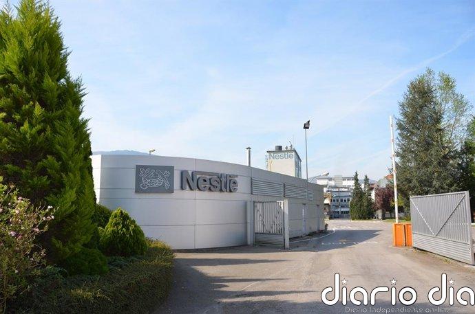 Las ventas de Nestlé bajaron un 5,7% hasta marzo por el impacto del tipo de cambio