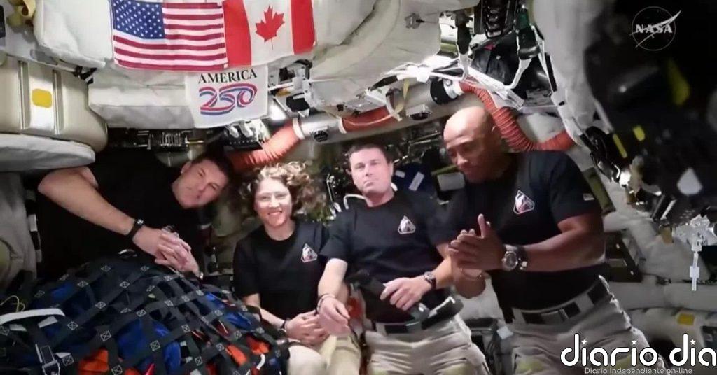 Los astronautas de Artemis II reciben la felicitación de Trump tras volver del lado oscuro de la Luna