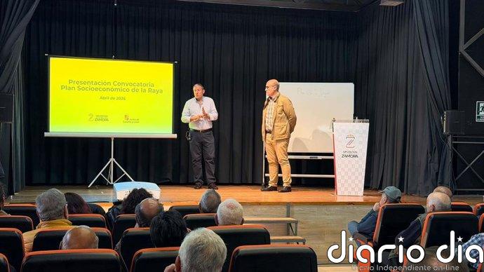Los empresarios de Sayago reciben información sobre las ayudas del Plan de La Raya