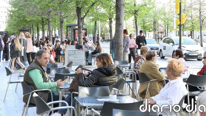 Los españoles gastarán de media 32,5 euros en restaurantes en el Puente de Mayo, un 3% más