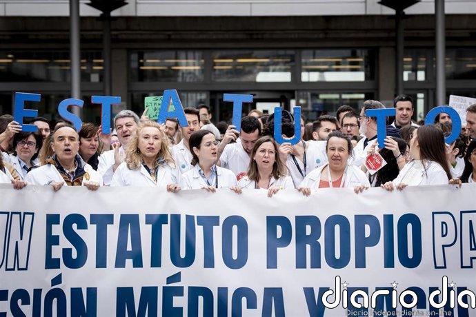 Los médicos inician este lunes la tercera semana de huelga del año para reclamar un Estatuto Marco propio