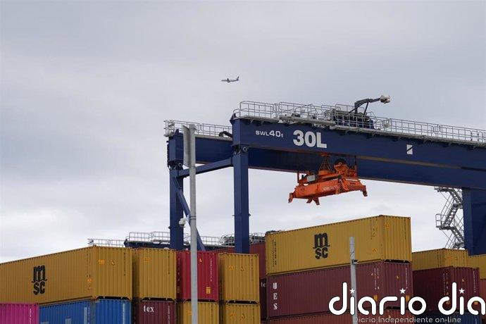 Los precios de exportaciones industriales suben un 1,2% en marzo tras siete meses de caídas