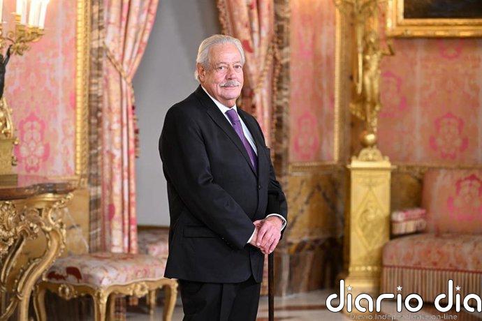 Los Reyes presiden este jueves la entrega del Premio Cervantes a Gonzalo Celorio, que hablará del humor de 'El Quijote'